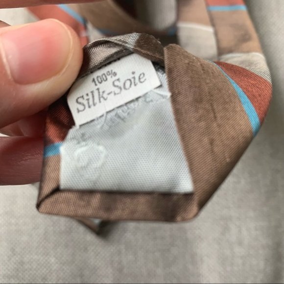 ☀️ 3/$15 Vintage Oscar de la Renta Brown Striped Silk Tie - Picture 2 of 3